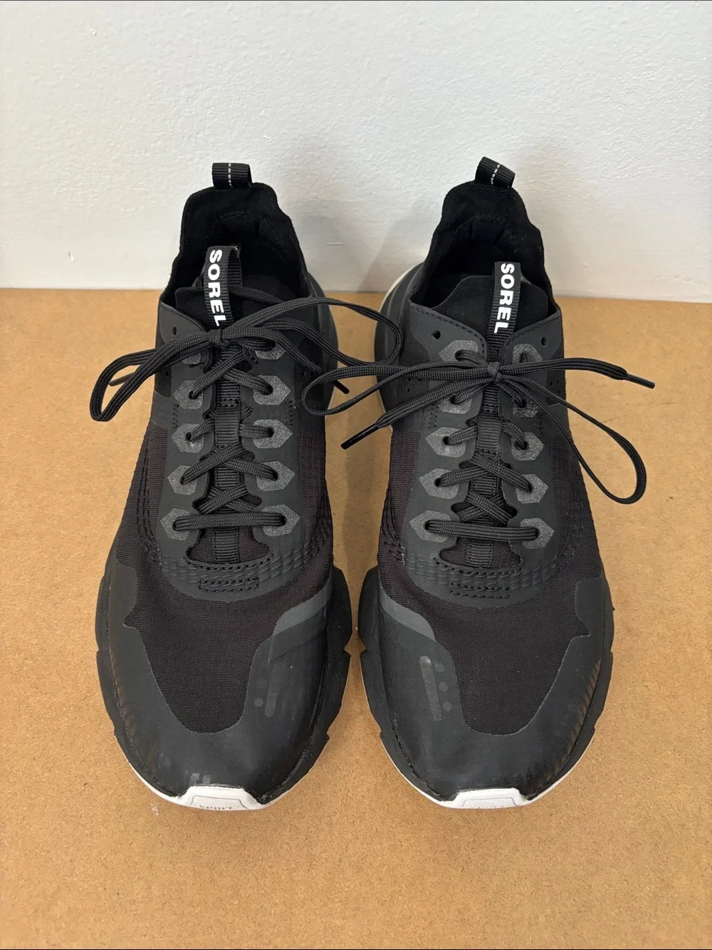 Sorel Kinetic Rush Ripstop Black Women’s Sneakers Size 8.5